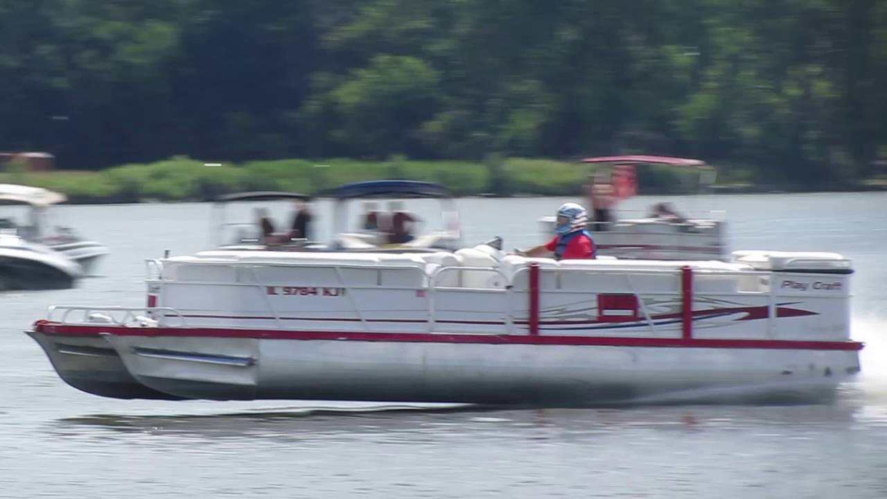 Big Block Chevy powered Pontoon Boat - YouTube