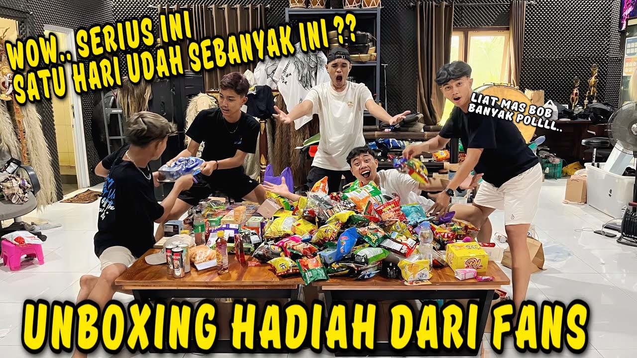 UNBOXING HADIAH DARI FANS !! Nggak nyangka bakalan sebanyak ini.