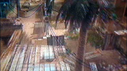 Call of duty 4 (2) ways under Backlot  No old school! +out of map!