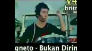 magneto-bukan dirinya