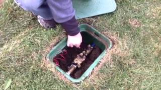 Starting up your sprinkler system by summitcustomhomes 2,707 views 11 years ago 1 minute, 36 seconds