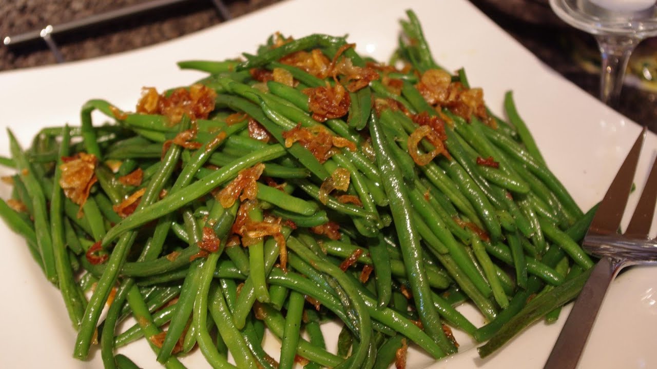 How To Make Green Beans and Shallots | Rachael Ray In Season | Rachael Ray Show