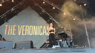 The Veronicas- 4eva Newcastle Supercars 24th Nov