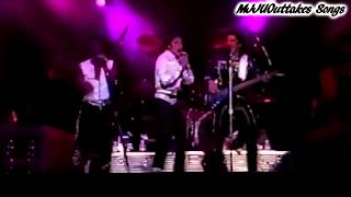 The Jacksons - Tell Me I'm Not Dreamin' (Victory Tour Live at Toronto) (1984) (HD) chords