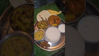 మా ఇంటి Saturday సింపుల్ భోజనం 😍🔥 | కానీ రుచి మాత్రం next level #shortsfeed #vegthali