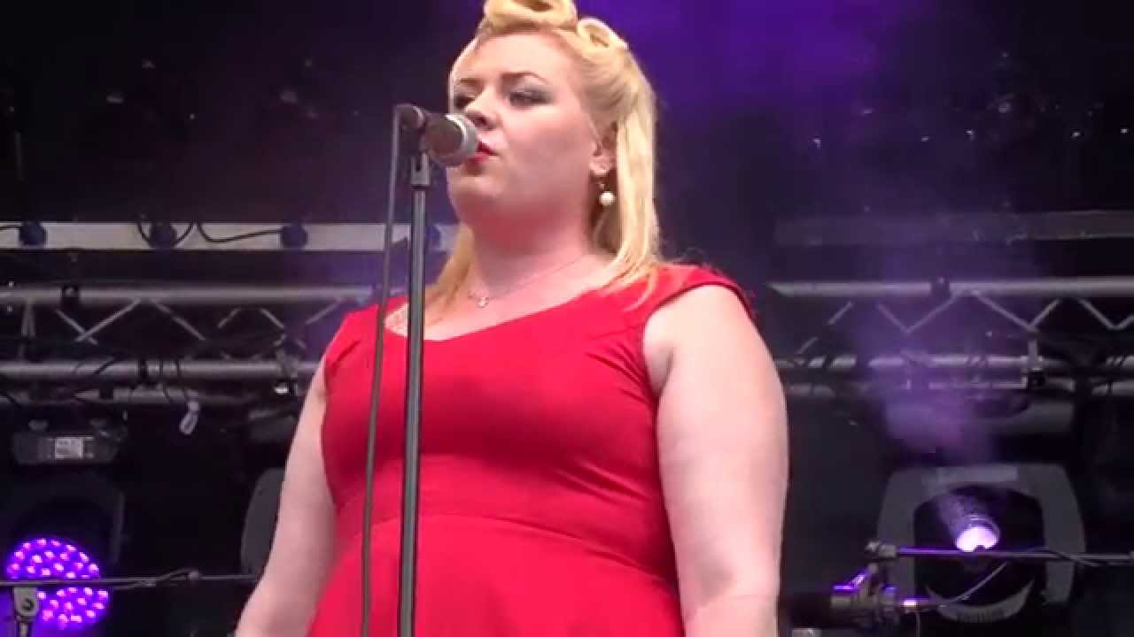 EMMY LOU & the RHYTHM BOYS . . BETHUNE RETRO 2015