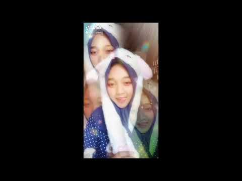 Wow,,,hijab live tik-tok