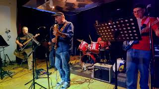 Fuoco sulla collina cover Officina Kalamazoo