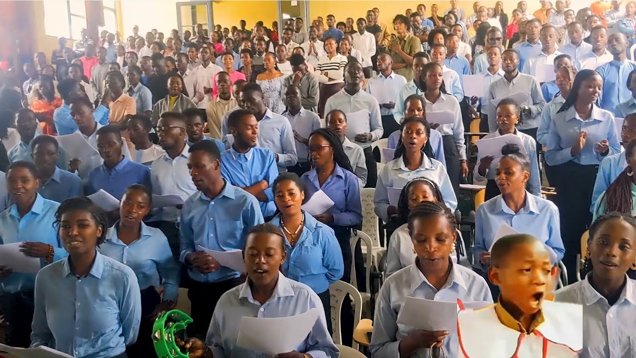 MARIYA MUBYEYI MUTAGATIFU(Dusabire Mawe) ||Choral Rendons Grace Au  Seignuer ||UR CAVM Busogo Compus