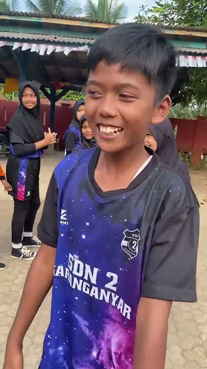 TEMAN YANG PALING PINTAR DIKELAS 6