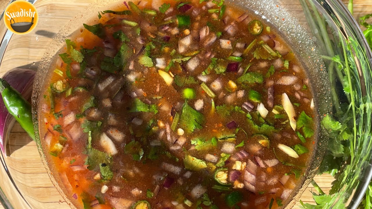 Imli Pyaz ki Chutney | Amritsari Kulcha Chutney | प्याज़ इमली की खट्टी मीठी चटनी | Onion Tamarind