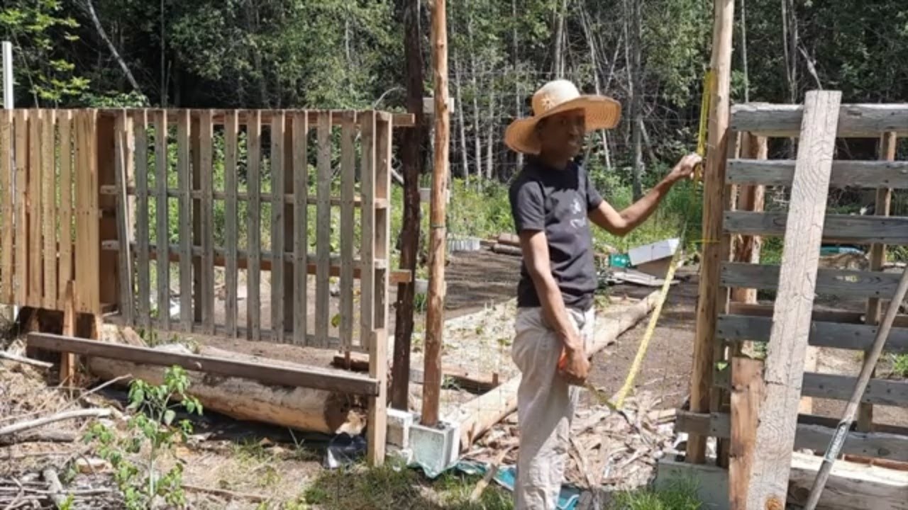 DIY | Making a RUSTIC Gate for The Pond Place #1
