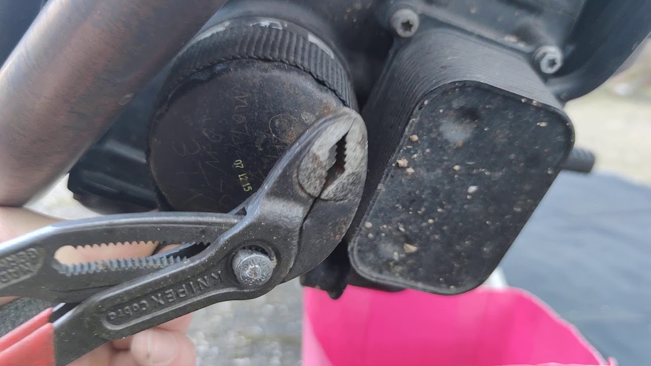 Ölfilter ohne spezial Werkzeug wechseln - oli filter change removal wrench life hack