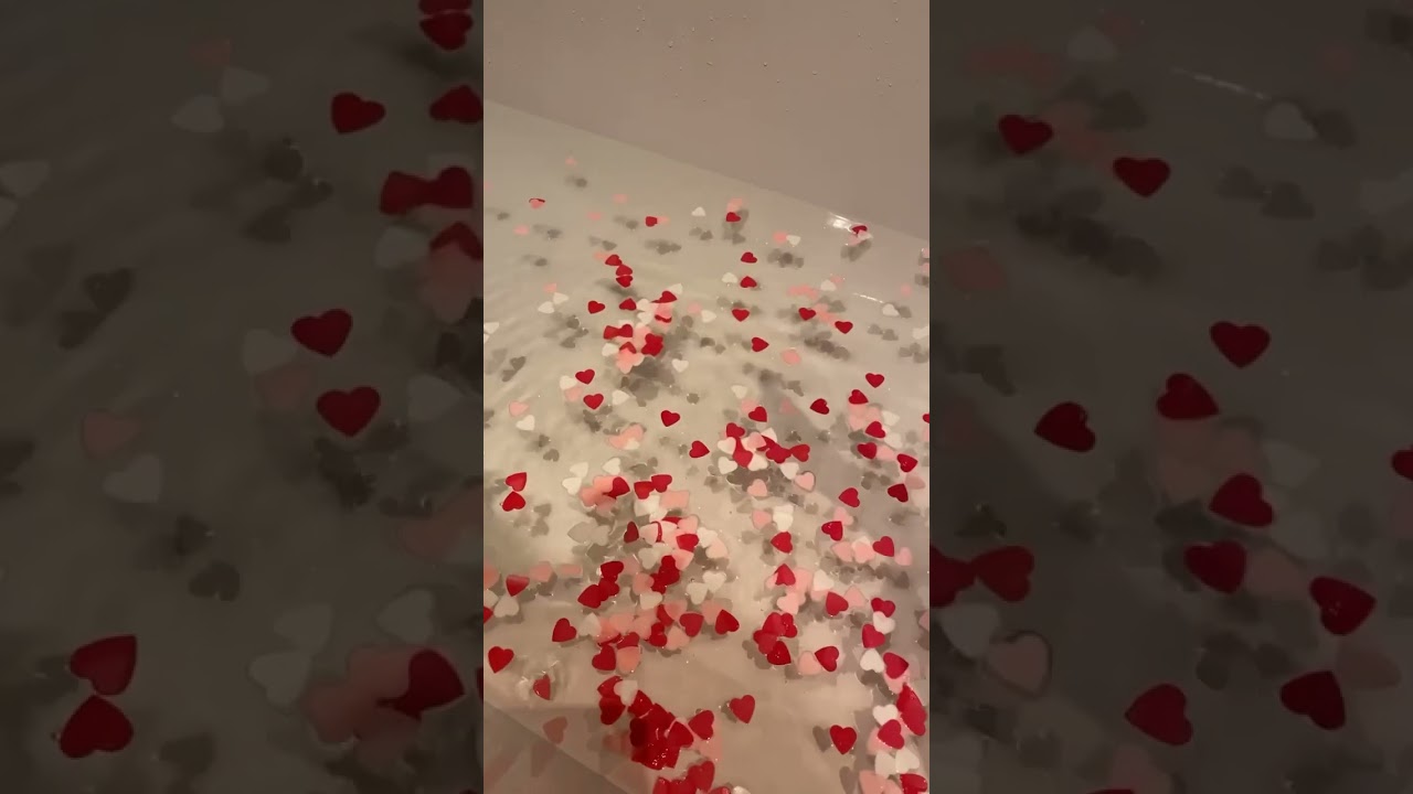 POURING CONFETTI SOAP IN THE BATH TUB😍 