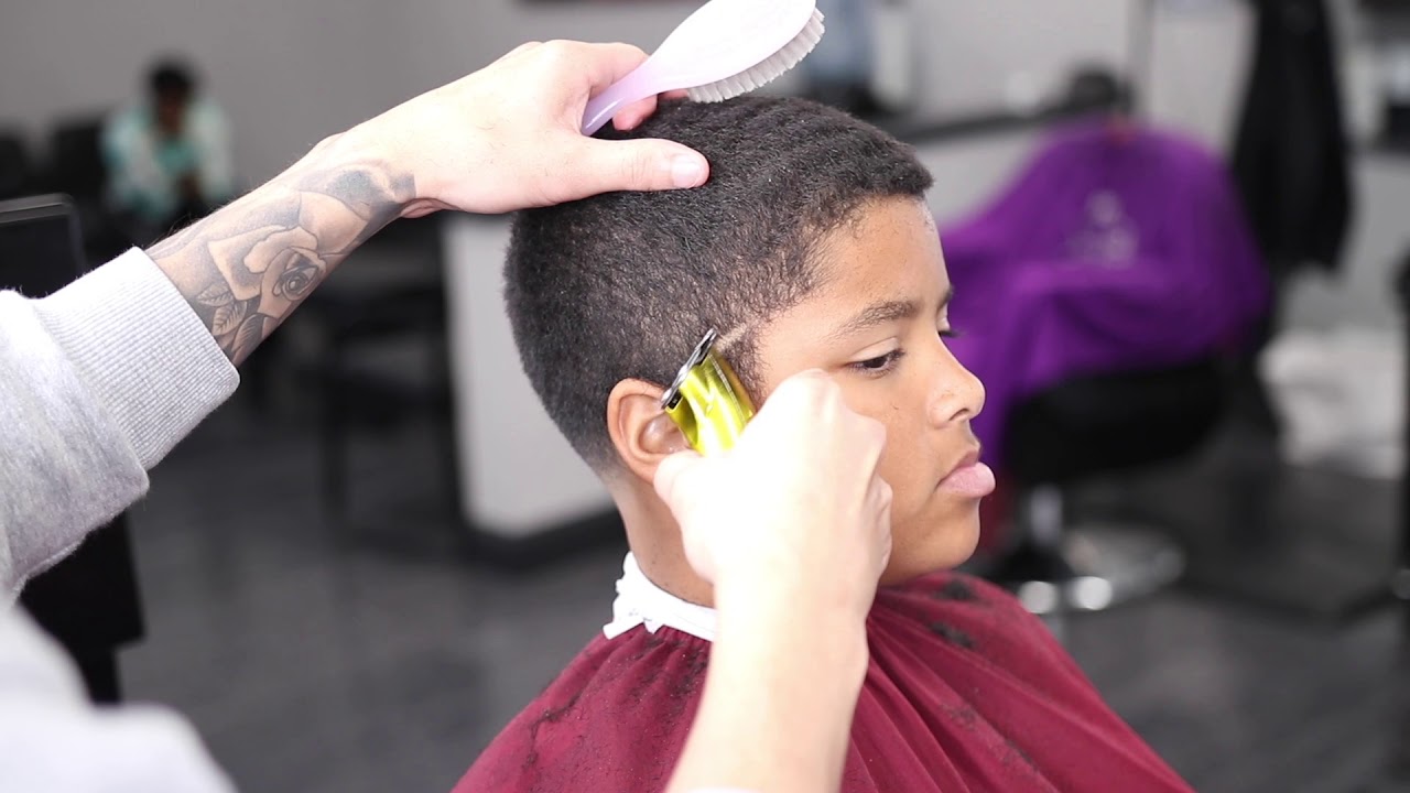 How to do a High Taper with waves | Barber Tutorial