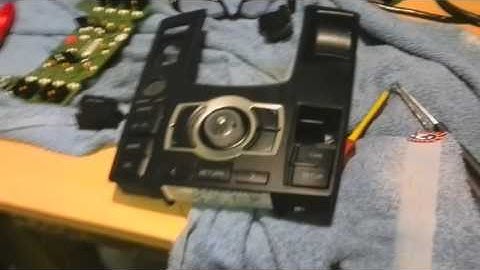 Audi A8 MMI sticking key fault fix