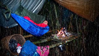 นอนป่าข้างกอไผ่คนเดียววันคืนที่ฝนตก ยกพื้นอยู่แต่ข้างบนก่อกองไฟไม่ชื้นแฉะ นอนหลับสบายจังเลย