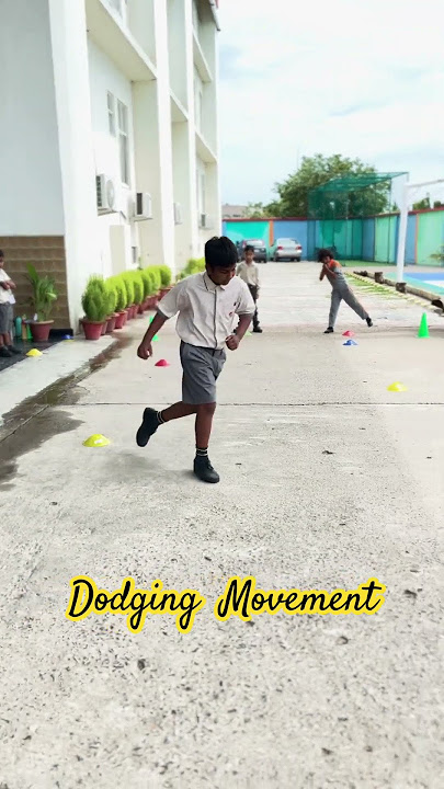 Dodging Movement #viralvideo #narayanaschools #school #fms
