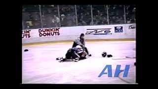 QMJHL Jan. 25, 1998 Drummondville Voltigeurs v Rimouski Oceanic (R) Luc Roy v Jonathan St-Louis