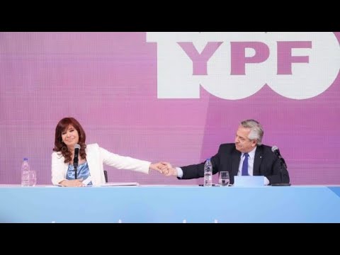 El presidente y la vicepresidenta participaron del acto por los 100 años de YPF.