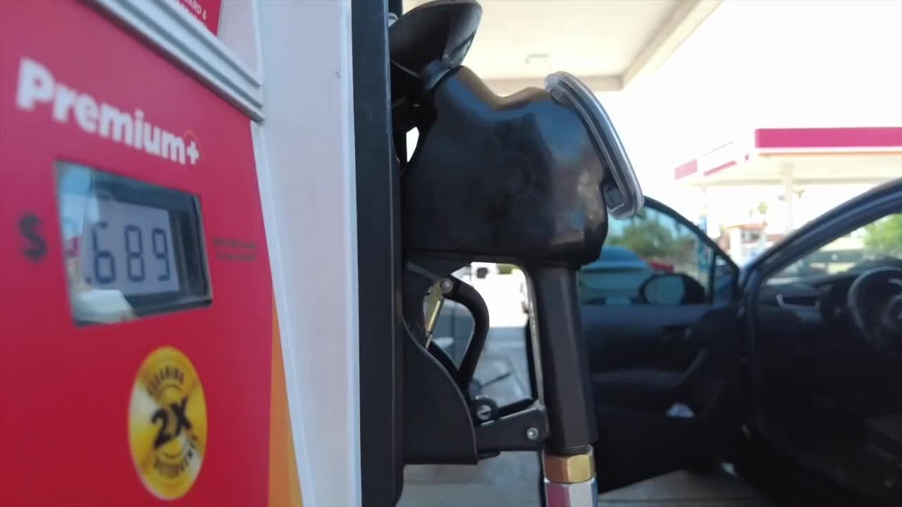 Gas prices remain stable for July 4th travelers despite Middle East tensions