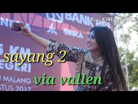 Via valen sayang Via valen sayang