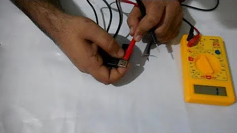How Data cable works? - Testing Data cable using multimeter and fixing it in the correct way.