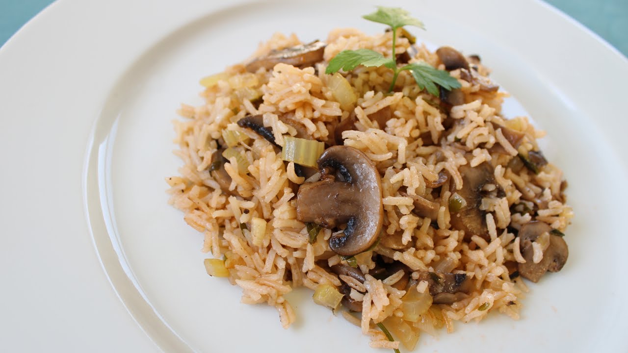 Arroz de cogumelos frescos