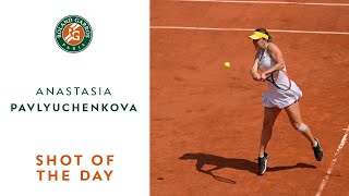 Shot Of The Day - Anastasia Pavlyuchenkova Roland-Garros 2021