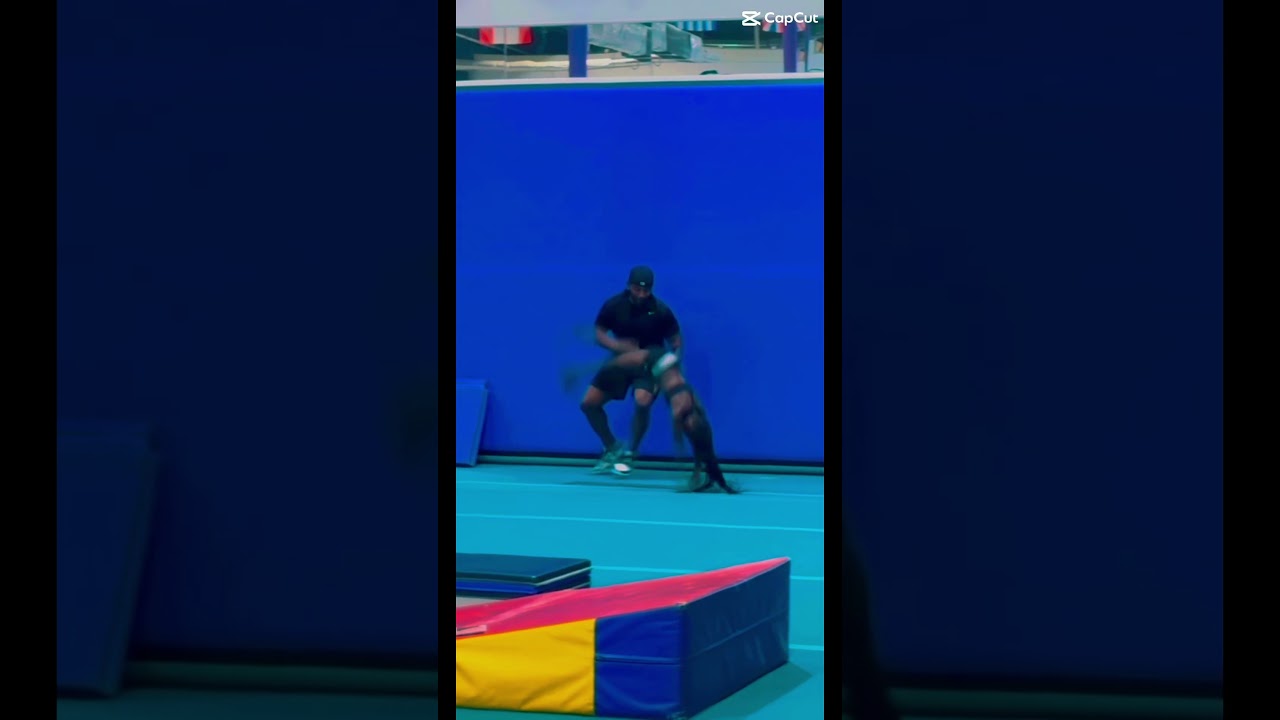 In the gym working working ! 