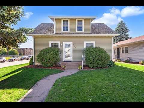 1/2 St, Rock Island, IL home video tour