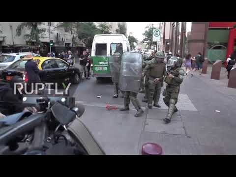 Video: Våldsamma Protester I Chile Lämnar 11 Döda Och Fler Skadade