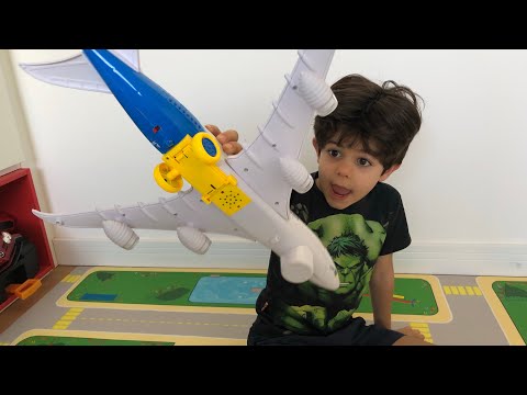 Brincando de avião Clearance