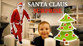 SANTA SURPRISES KIDS. КАК ПОЙМАТЬ САНТА КЛАУСА