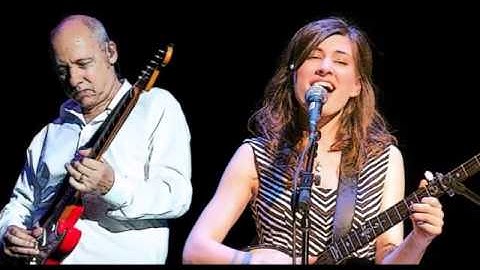 I dug up a diamond - Mark Knopfler & Ruth Moody - Caen 27-06-2013