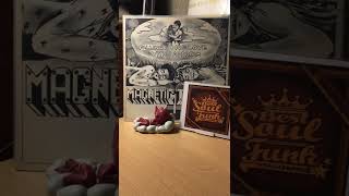 Magnetic touch-nothing to it