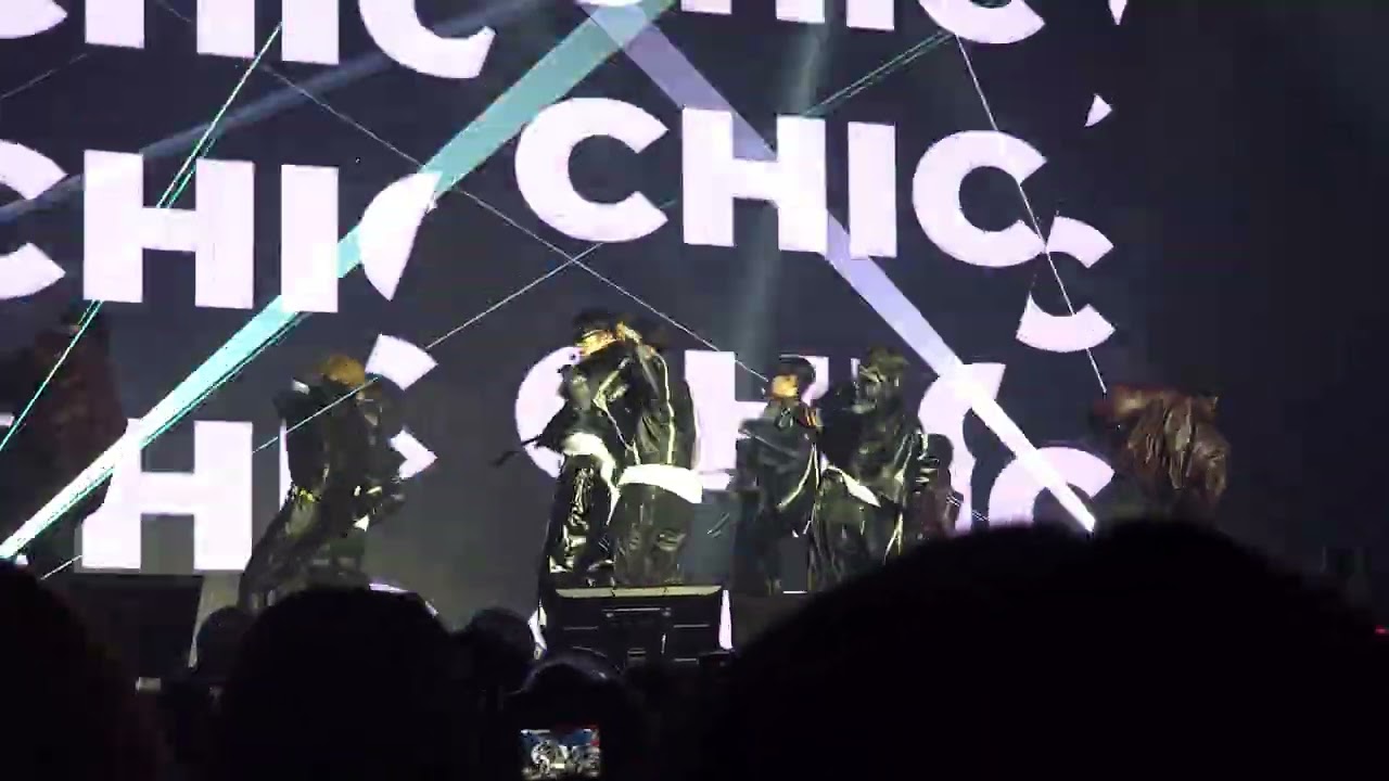 260131 CLOSE YOUR EYES CHIC + SOB