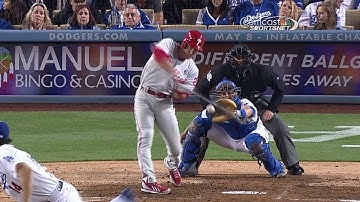 PHI@LAD: Revere scores on an error to cut deficit