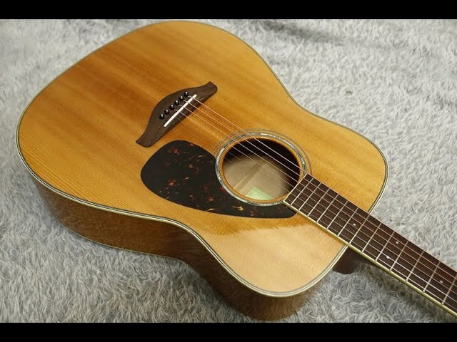 Beautiful! Flame maple body Yamaha FG-840 Solid Spruce top Natural finish w/Case class=