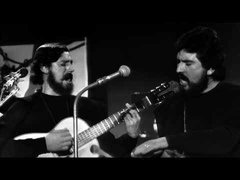 Watch the video for Cancion Final De La Cantata Santa Maria