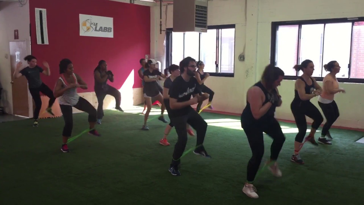 LEGS, BUMS & TUMS CLASS - LE LABB lost island