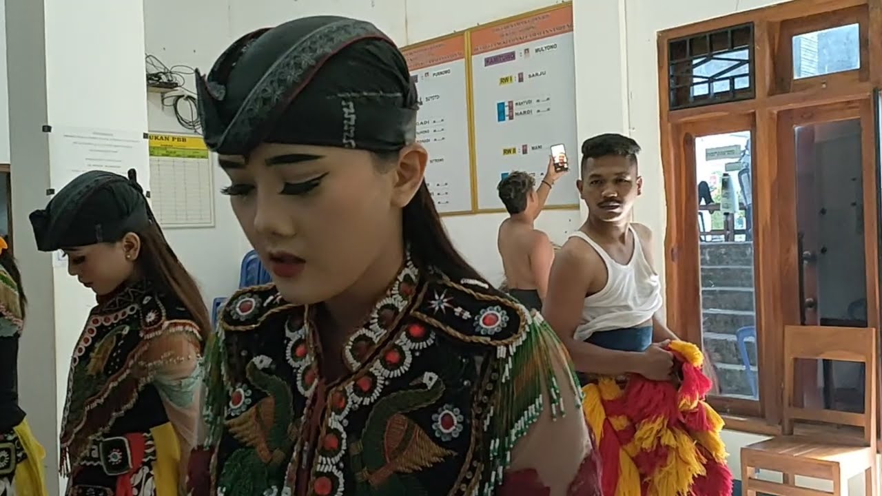 Cieee.. PONGGE TEMANI PUTRI ZAA MASANG UDENG