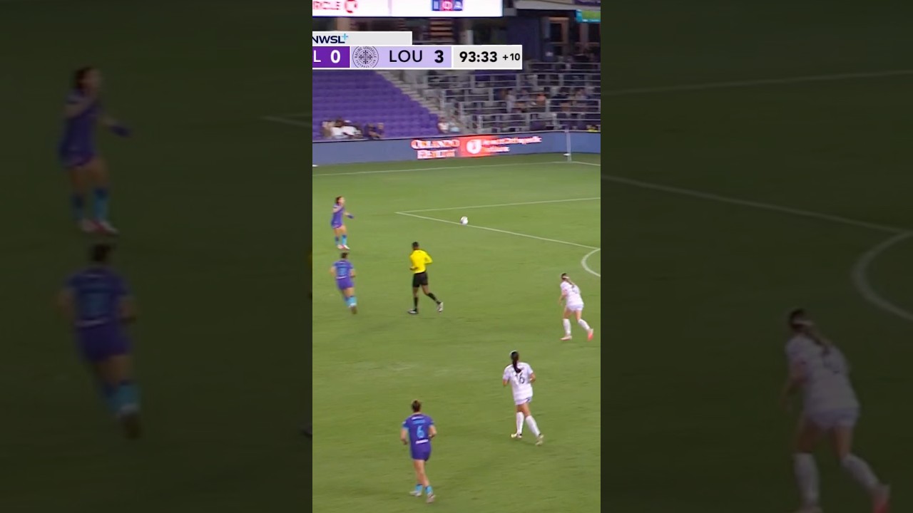 Kerry Abello launches a rocket goal 🚀 #nwsl #soccer #football