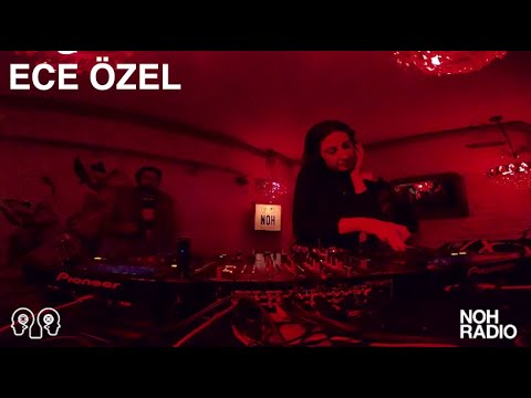 ECE ÖZEL DJ