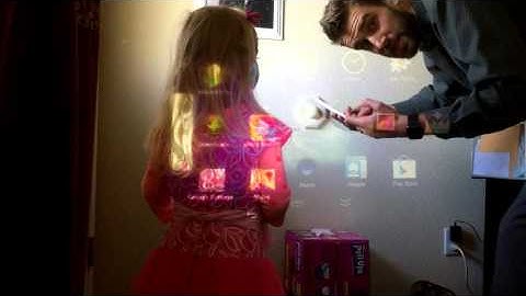 ★★☆☆☆ Touchjet Pond Projector Wifi Android 4.4 Multimedia Smart Touchscreen - Amazon