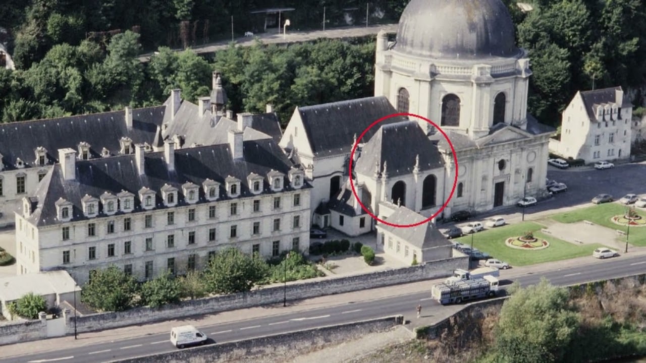 13 Saumur VAH l'église ND des Ardilliers et le retable de l'abbé Choyer partie 1   2021