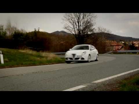 alfa-romeo-giulietta-roadtest-(english-subtitled)