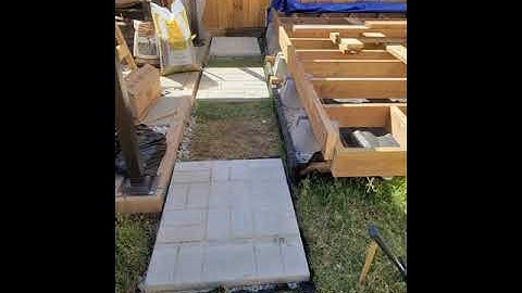 Floating deck build. Part 6 (one man construction team). Overhang, frame step, wire mesh, etc
