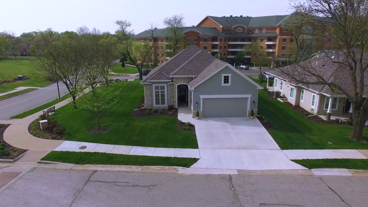 London Villa by Don Julian Builders Lakeview Village