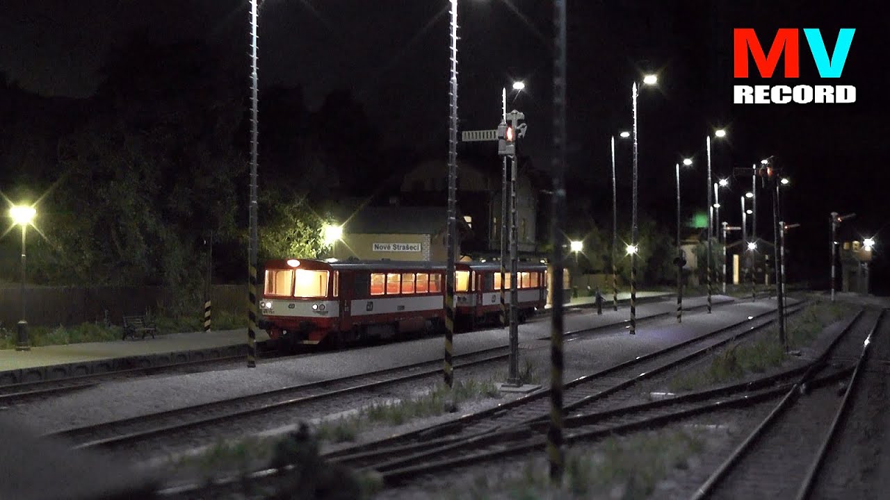 ČD 810 172 7 Motorák Zimo sound - zvuky + CZ hlášení